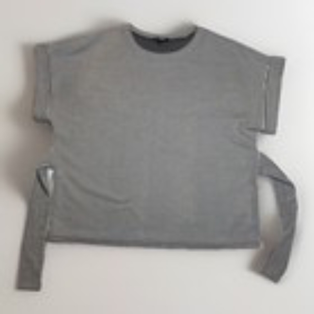 Express Women's Black and White Striped Cap Sleeve Front Tie Blouse Size Small